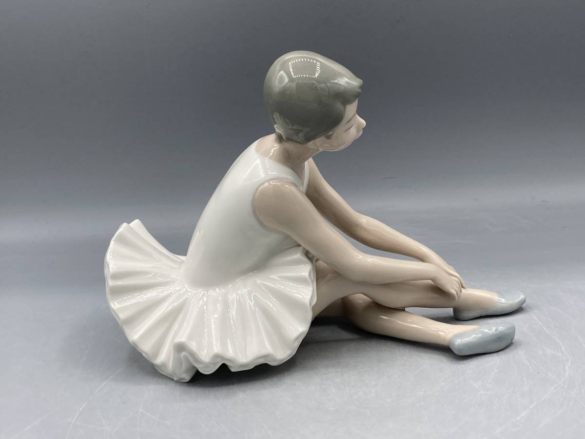 リヤドロ ナオ バレリーナ バレエ 女の子 置物 フィギュリン 陶器 陶器人形_画像4