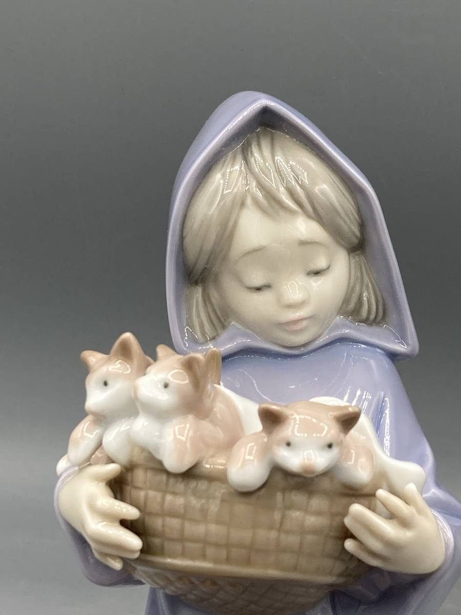 希少 リヤドロ 少女 猫 置物 フィギュリン 陶器 陶器人形 レア 6102 希少 リヤドロ 少女 猫 置物 フィギュリン 陶器 陶器人形 レア 6102
