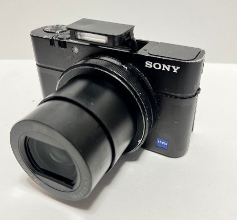 ★実用品★ ソニー SONY コンパクトデジタルカメラ Cyber-shot RX100iii DSC-RX100M3 ★基本動作確認済★_画像2