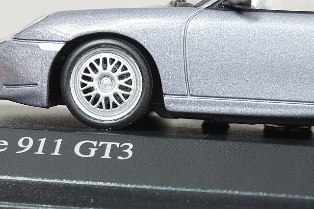 ミニチャンプス PMA 1/43 Porsche ポルシェ 911 GT3 1998 グレーメタリック 430068008_画像3