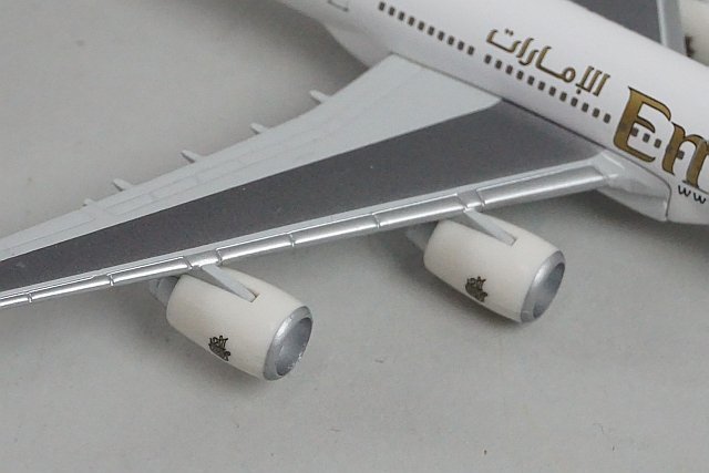 ★ herpa ヘルパ 1/500 A340-500 Emirates エミレーツ航空 A6-ERA / A330 -300 Thai タイ HS-TEF など3点セット_画像5