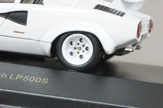 ixo イクソ 1/43 Lamborghini ランボルギーニ Countach カウンタック LP500S ホワイト ※外箱が異なります_画像2