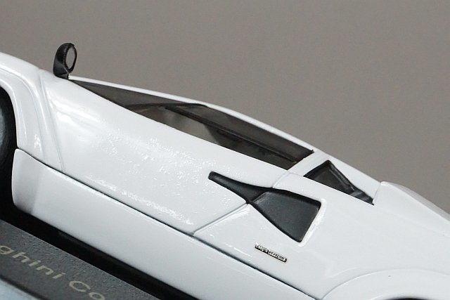 ixo イクソ 1/43 Lamborghini ランボルギーニ Countach カウンタック LP500S ホワイト ※外箱が異なります_画像5