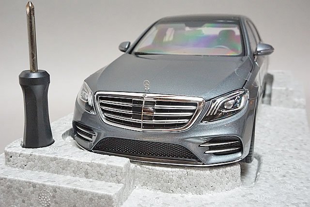 NOREV ノレブ 1/18 Mercedes Benz メルセデスベンツ Sクラス V222 2017 グレーメタリック ディーラー特注 B66961272_画像2