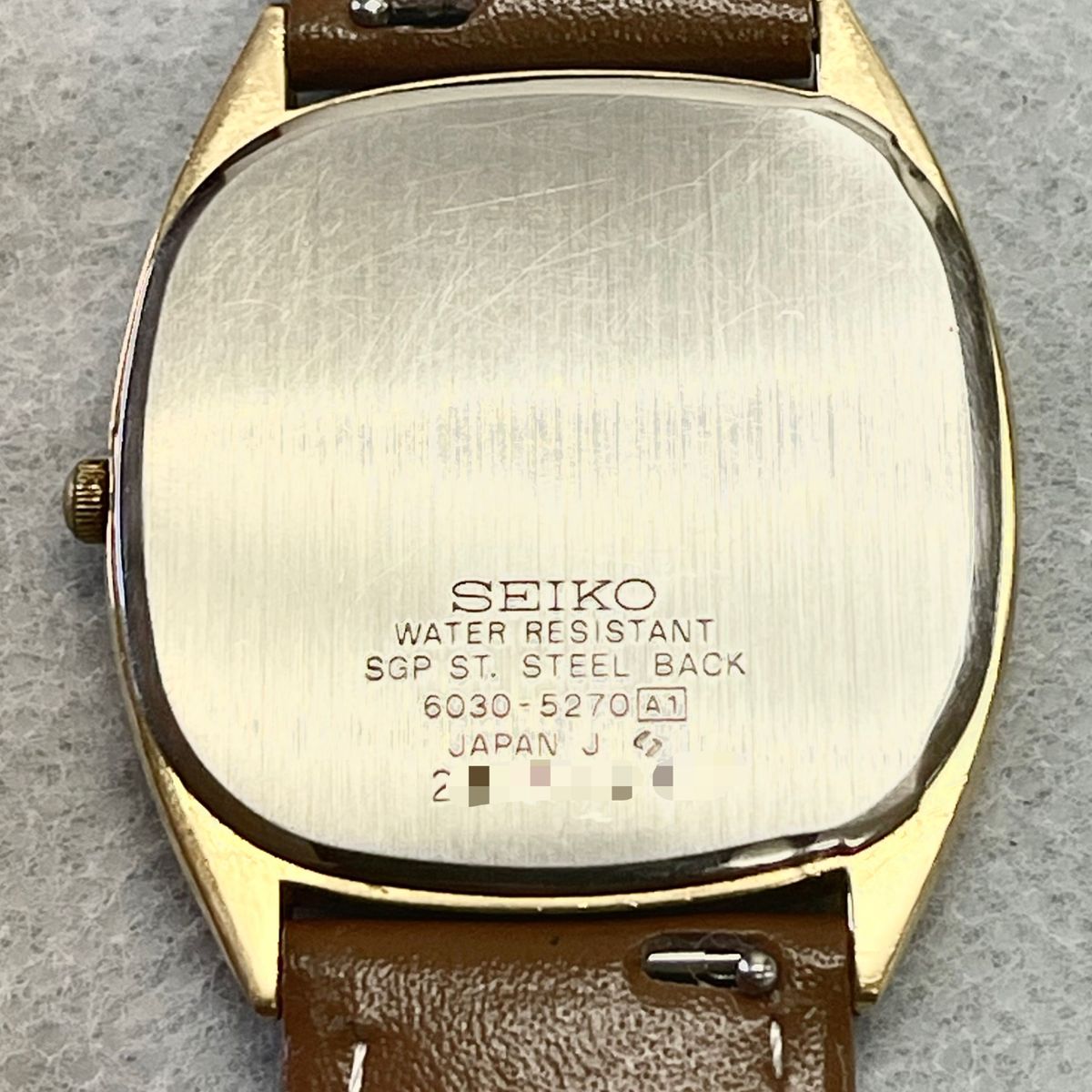 稼働　良品　SEIKO シャリオ　メンズ腕時計　セイコー　クォーツ　メンズ　ゴールド　丸スクエア　バー　3針　90年代　新品ブレス