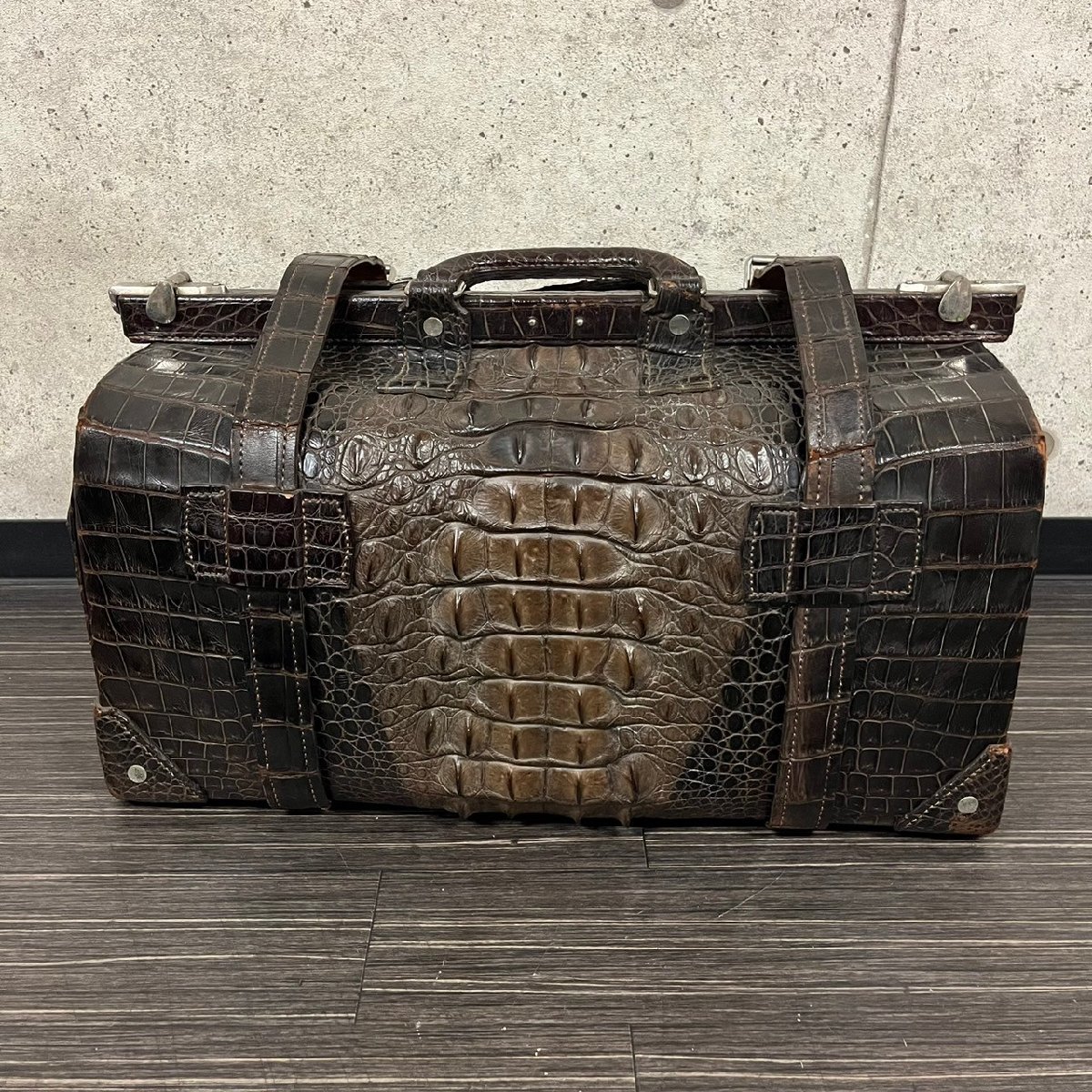 MATSUZAKI pine cape crocodile wani leather Boston bag travel bag dokta- bag key attaching antique 110910w/T11(140)