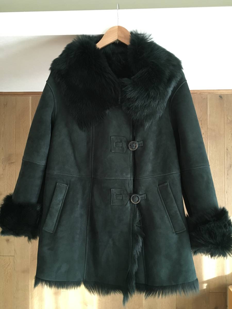 美品 　イタリア製　shearling(シャーリング) 　羊革　ムートン　コートI４０_画像1