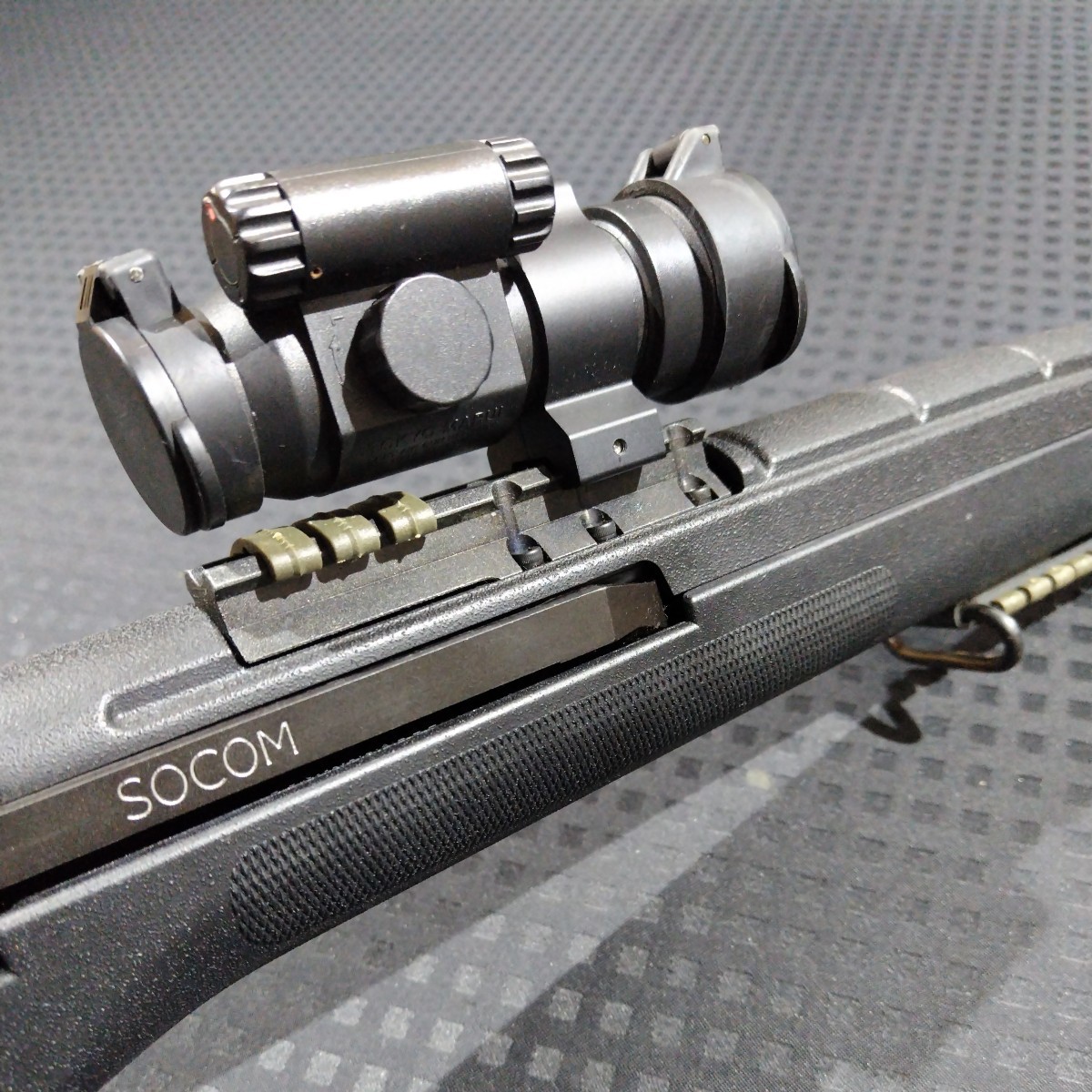 マルイ 電動ガン U.S.RIFLE 7.82mm M14 スプリングフィールド SOCOM 連射マガジン4本 ノーマルマガジン2本付き_画像3