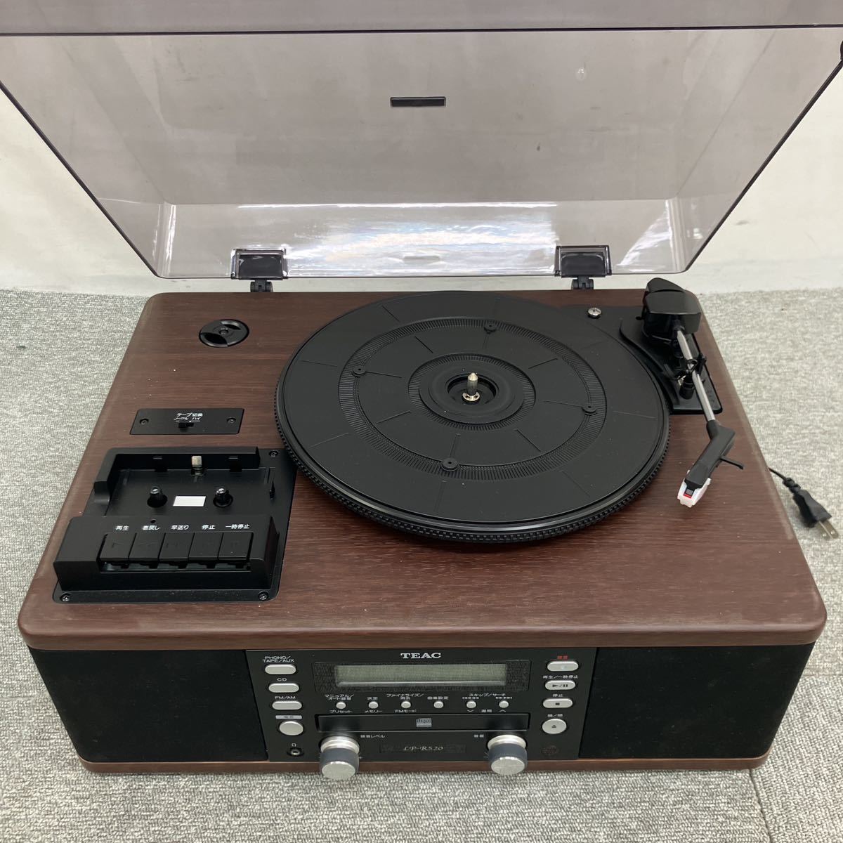 ●【売り切り】TEAC ティアックCD RECORDER SYSTEM ターンテーブル カセットプレーヤー付CDレコーダー LP-R520 オーディオ機器 現状品 _画像2