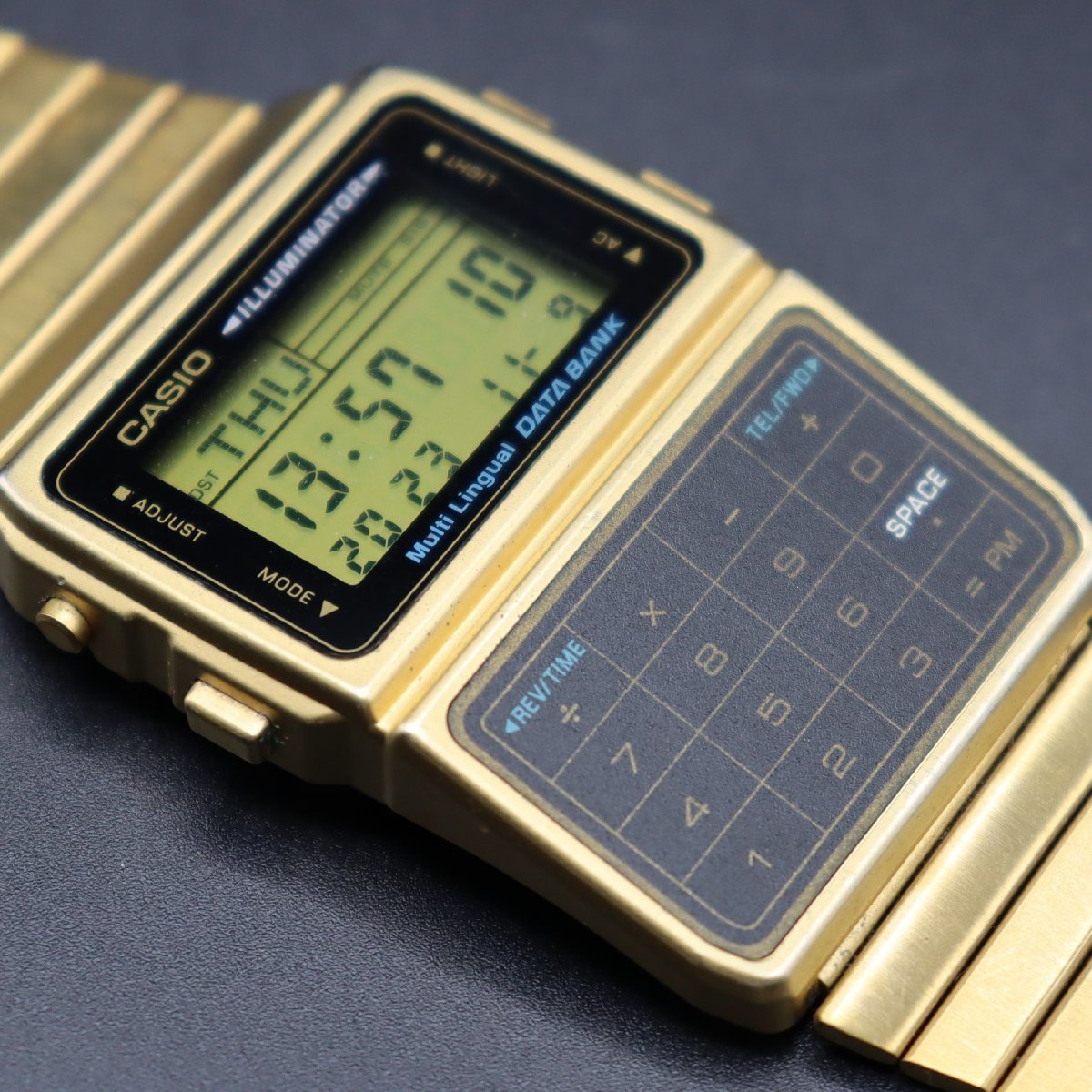 CASIO DATABANK カシオ マルチリンガル データバンク DBC-611G クォーツ ゴールドカラー 多機能 電卓 13か国言語対応 純正ブレス メンズ_画像8