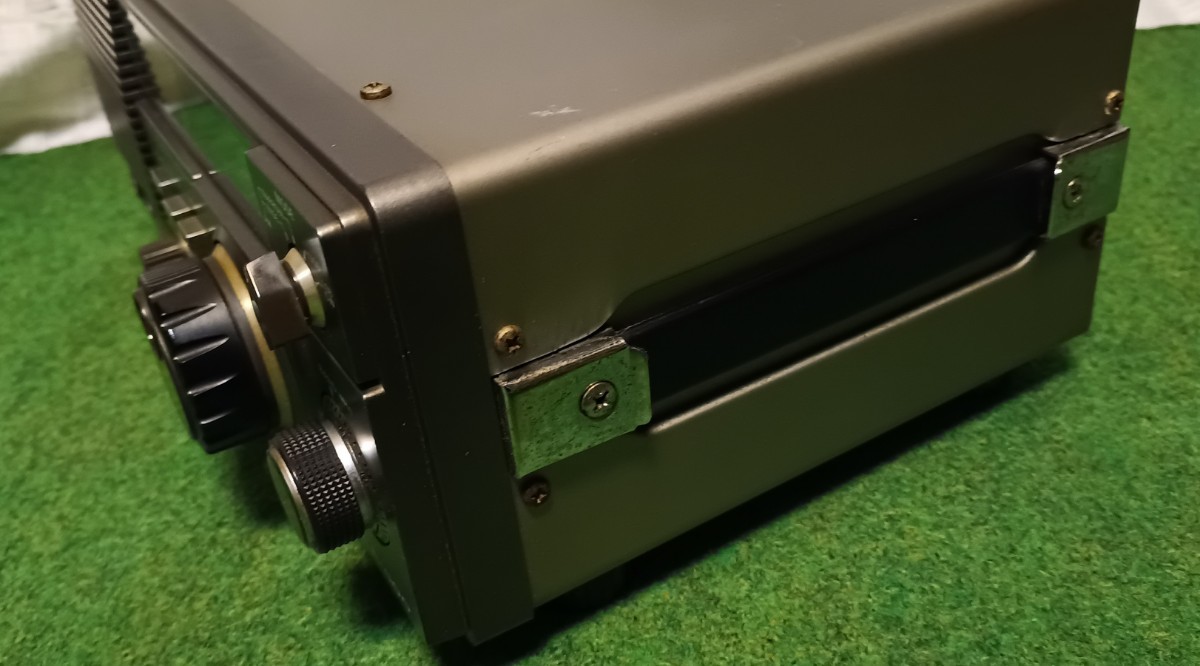 TRIO トリオ Rー600 通信機型BCL受信機 完動品 昭和 TRIO トリオ Rー600 通信機型BCL受信機 完動品 昭和
