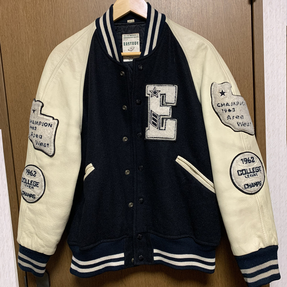 M EASTBOY / イーストボーイ 袖牛革 ワッペン ラグラン スタジアムジャンパーの画像1