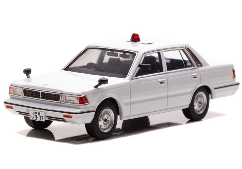 RAI'S 1/43 日産 セドリック (YPY30改) 1985 神奈川県警察 高速道路交通警察隊車両【覆面 白】(H7438502)_画像2