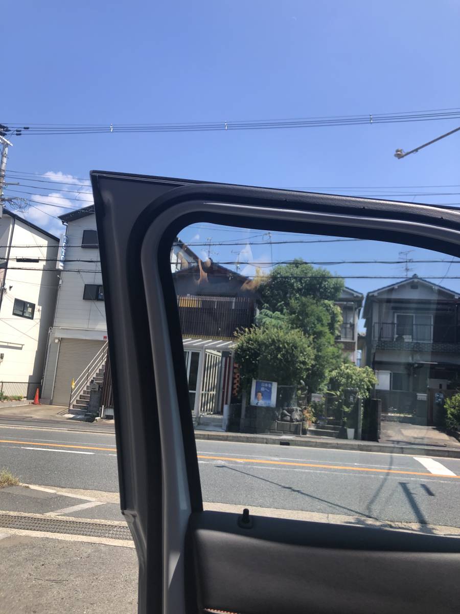 スライゴースト SLY GHOST FILM フィルム車種別カット済 フロントドア左右 カーフイルム ゴースト フィルム 大阪　施工も可　AR77_施工後、車内からの視界です。