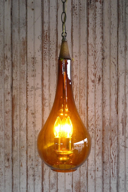 アンティーク　アンバーガラス　3灯吊り下げランプ [ala-286]コレクションシャンデリアUSAハンギングインテリアペンダントビンテージ