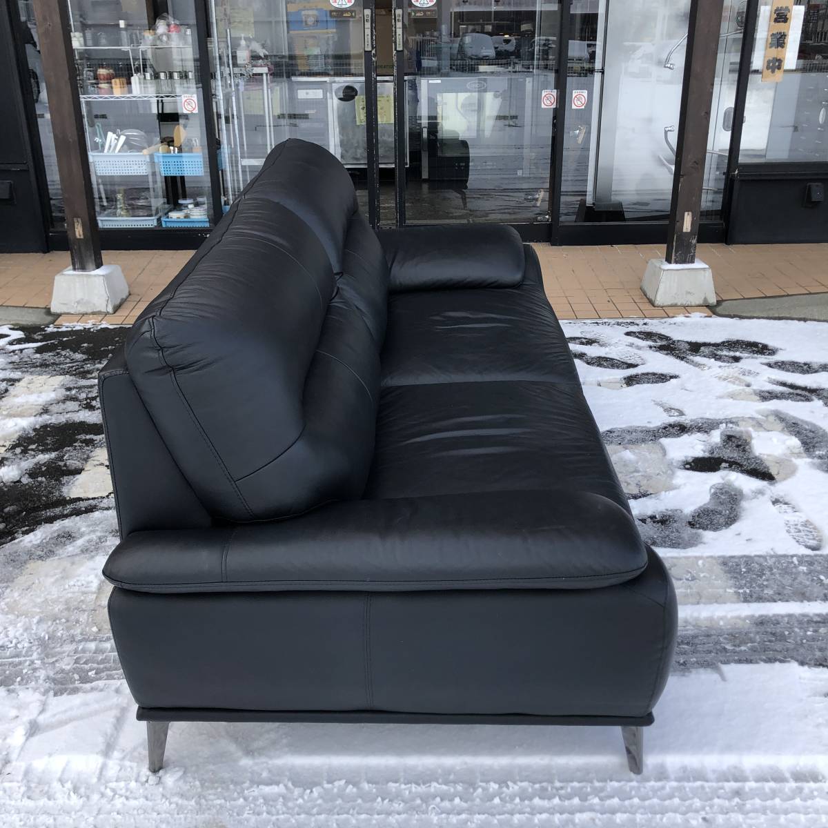 [ Sapporo shop opening one anniversary commemoration sale!! sofa / three seater ./ black / used beautiful goods / Sapporo departure ]