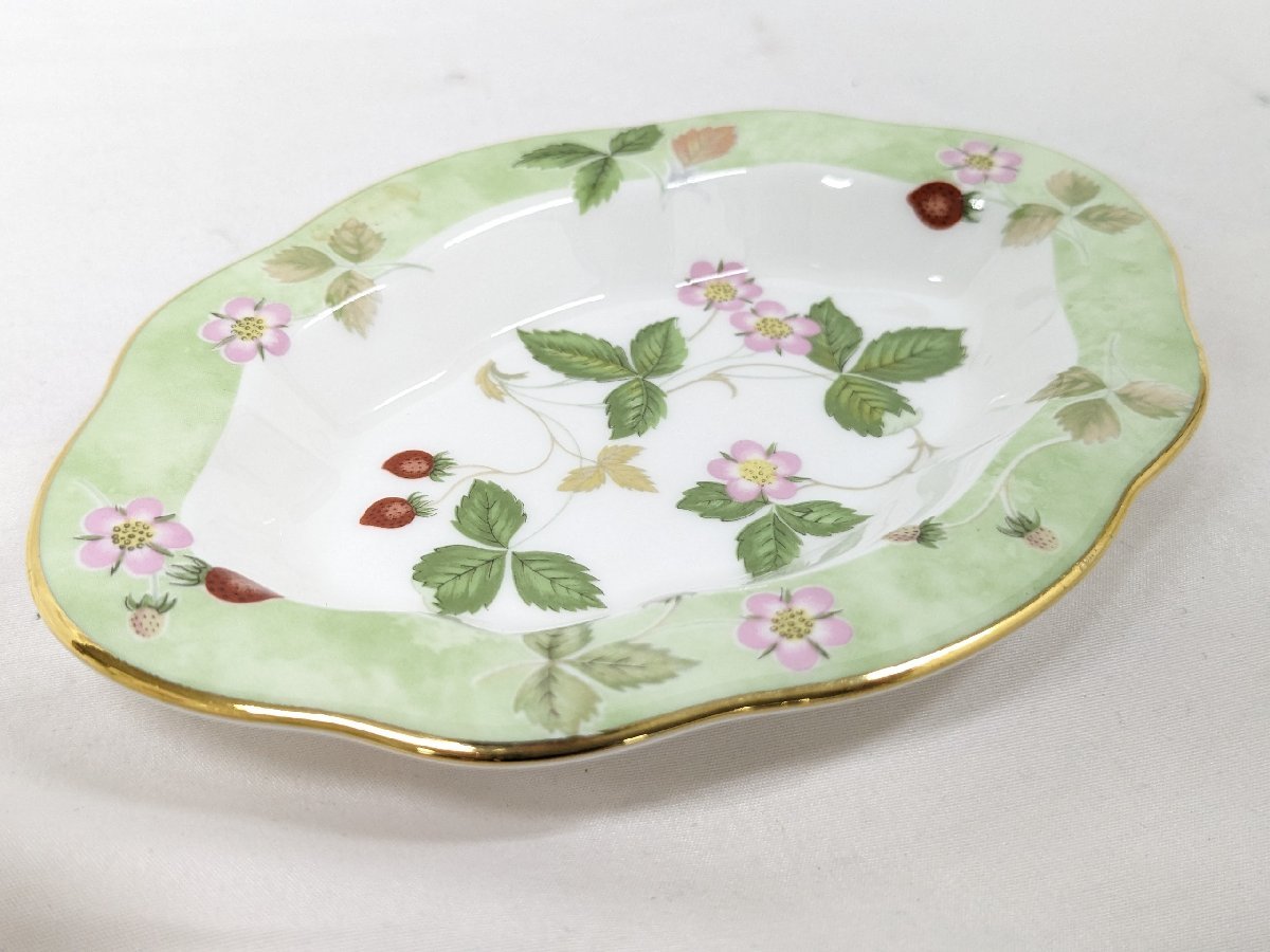 良品 WEDGWOOD/ウエッジウッド WILD STRAWBWRRY ワイルドストロベリー 小物入れ２点 蓋付き_画像5