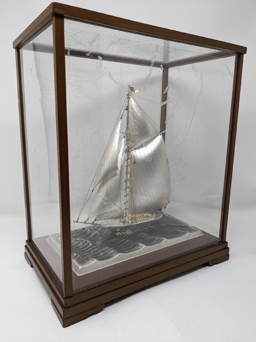 銀製 三越謹製 ヨット ガラスケース付 飾り物 縁起 帆船 約187 STERLING 960 スターリングシルバー_画像1