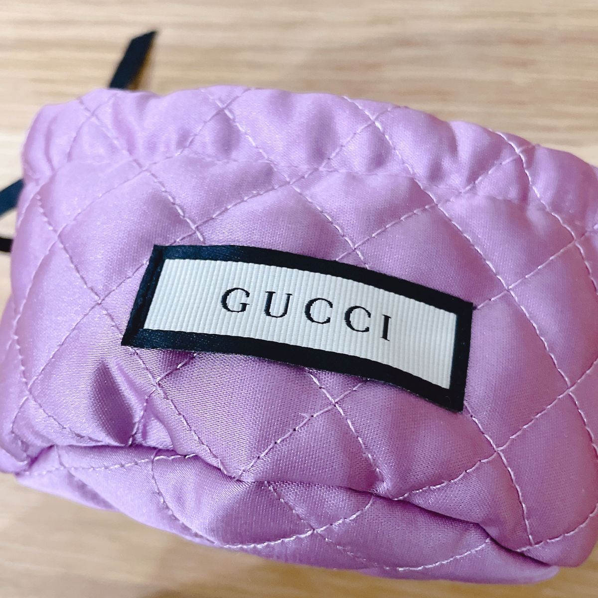 GUCCI グッチ ポーチ アクセサリーケース きんちゃく 巾着 GUCCI グッチ ポーチ アクセサリーケース きんちゃく 巾着