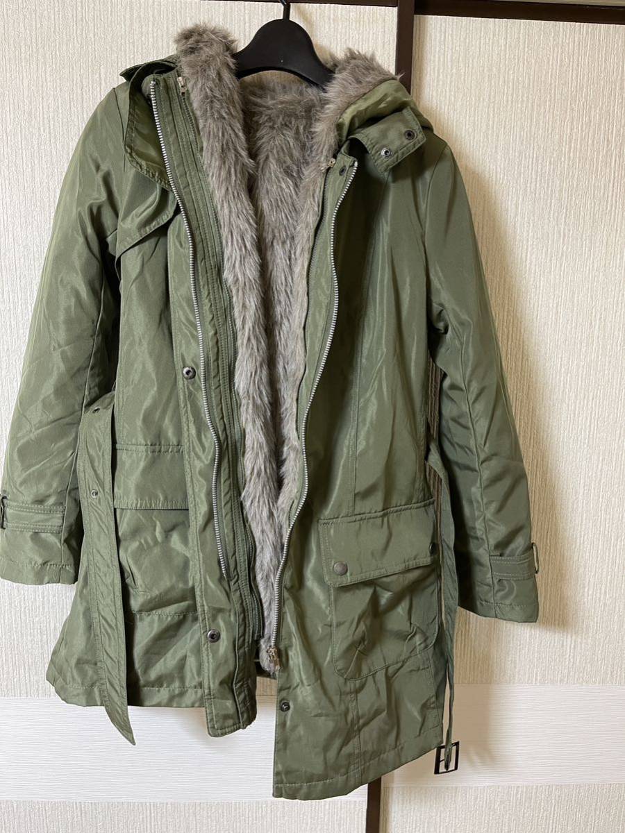 casual winter with a hood . zipper switch coat 