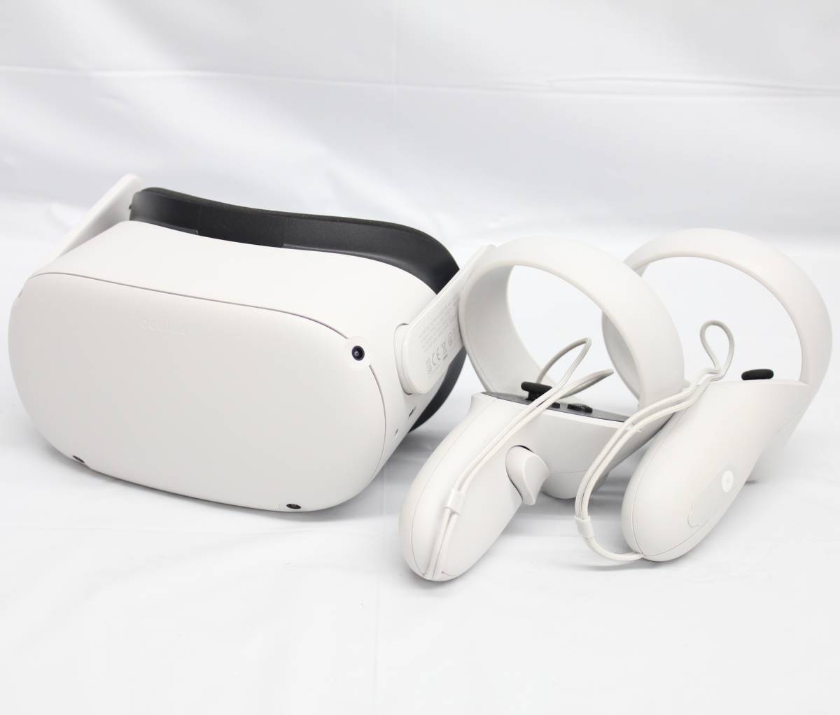 中古美品 facebook VRヘッドセット Oculus Quest2 128GB オキュラス