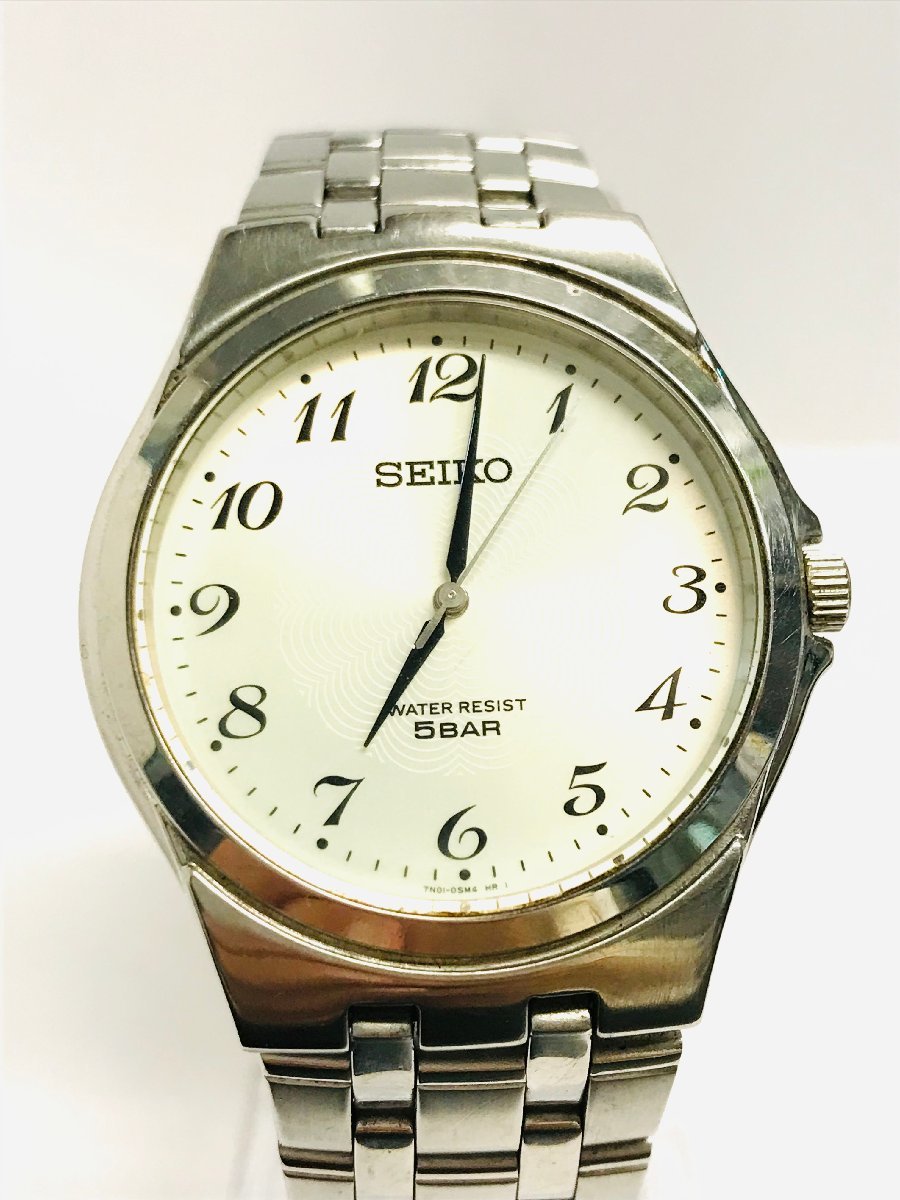 qow.YSE08 SEIKO WATER RESIST 5BAR 腕時計 7N01-0EH0 SS×ホワイト盤　クオーツ　ジャンク品_画像2