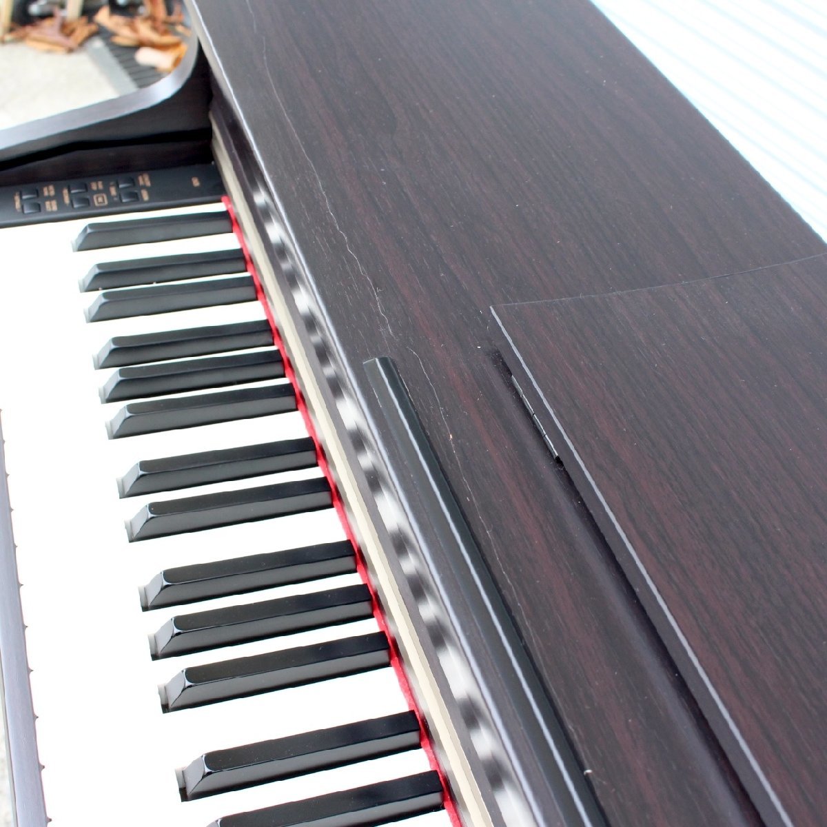 T605)【東京・神奈川限定配送】KAWAI 電子ピアノ 2015年製 CN25R 88鍵 音色数19 チェア付き 一番右ペダル反応なし KAWAI 直取歓迎 デジタル_画像4