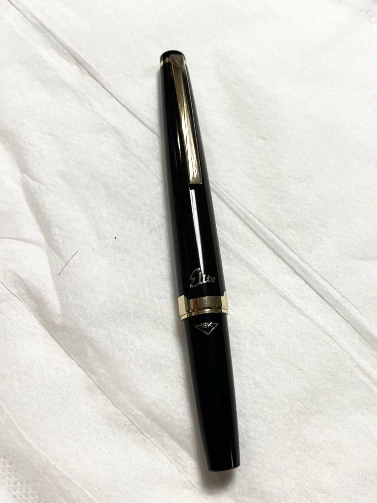 【美品】　PILOT Elite パイロット エリート ゴールド×ブラック 万年筆 ペン先18K-750刻印　中字　本体にNK-11刻印あり_画像7