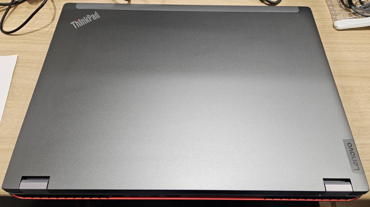 ThinkPad P16 Gen1 Core i9 12950HX RAM 64GB/SSD 1TB GPU Quadro RTX A4500(VRAM 16GB) 16インチOLED(3840×2400) OLED Quadro RTX A4500_画像4