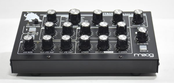 ★極美品！MOOG モーグ MINITAUR ベースアナログシンセサイザー 元箱付！★_画像5