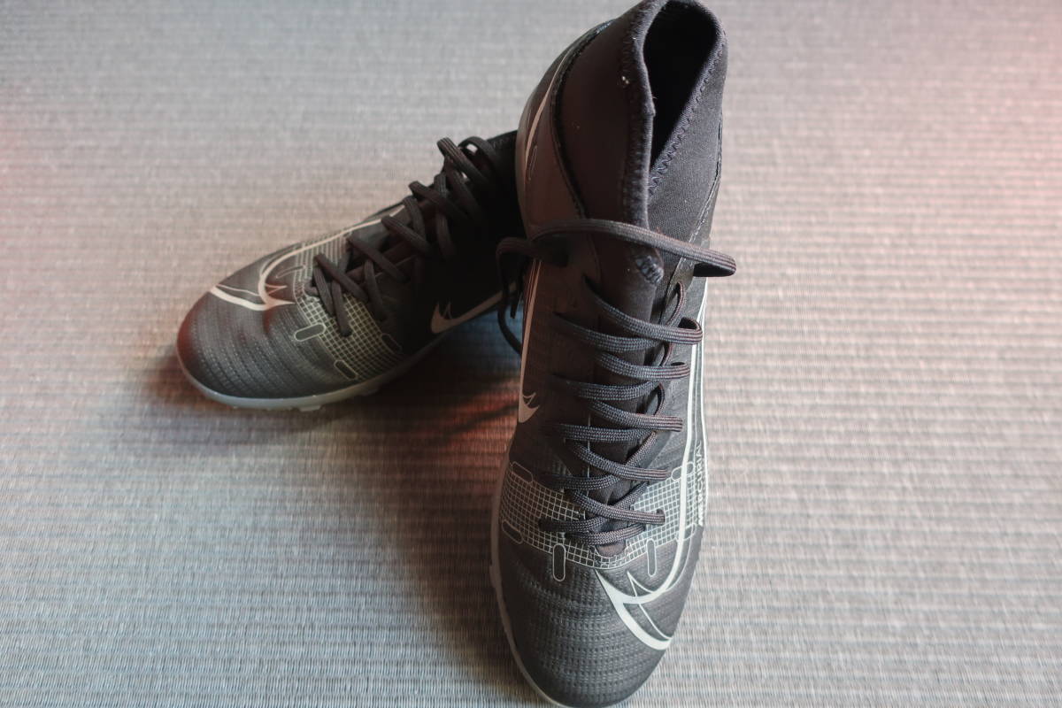 未使用品　nike superfly 8 club tf / US8 26cm