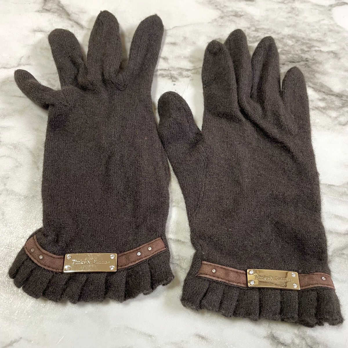  beautiful hand small is seen Pinky&Dianne Pinky & Diane lady's gloves glove and bai protection against cold S M Brown 