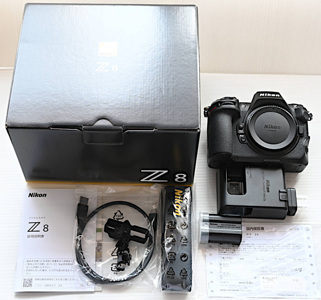 Nikon Z8 ボディ　美品中古 _画像1