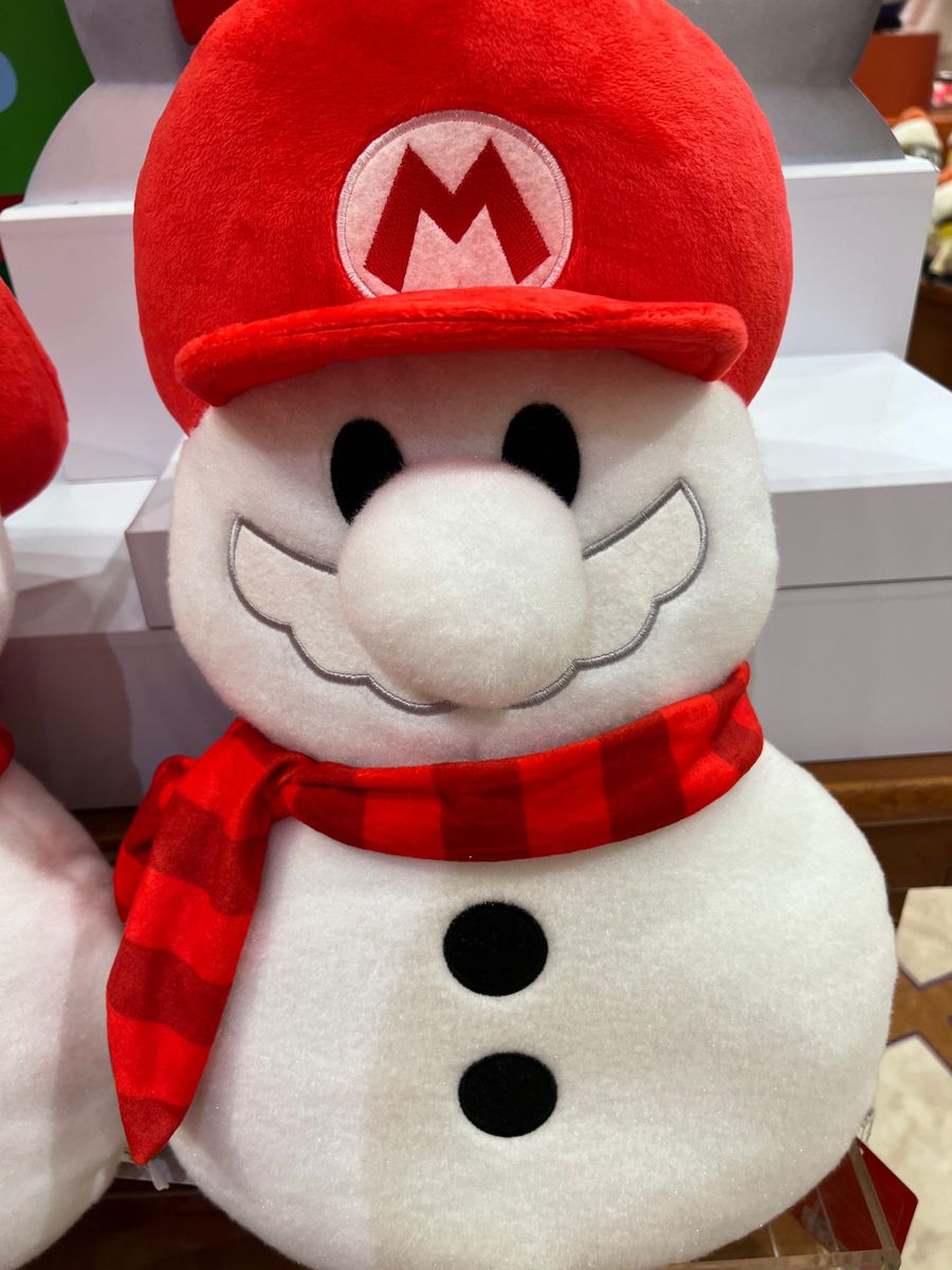 USJ 限定　マリオ　クッション　雪だるま　クリスマス　スーパーニンテンドーワールド