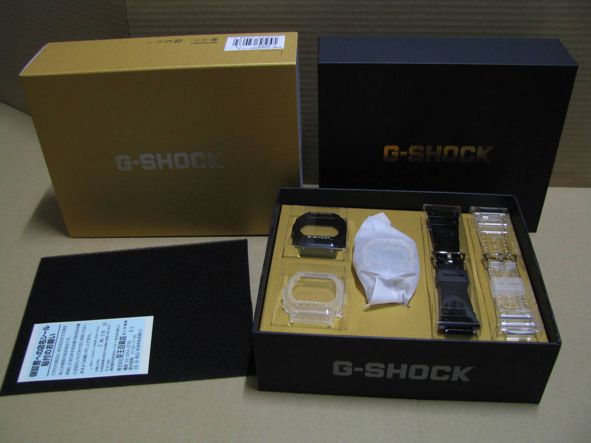 CASIO G-SHOCK DWE-5600HG-1JR　Gショック　ゴールド　未使用品　ゴールド、ブラック、スケルトンでカスタマイズ_画像1