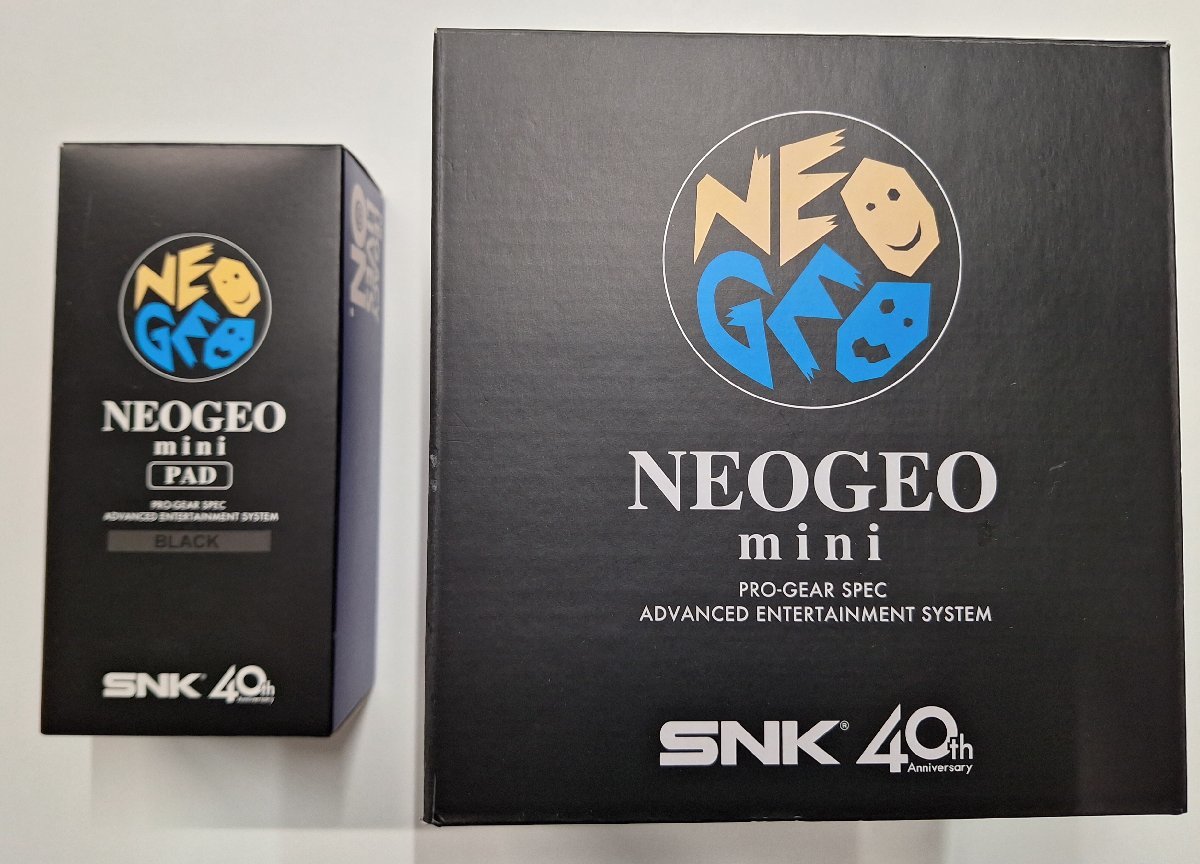 NEOGEO mini ネオジオミニ+NEOGEO mini PAD ネオジオミニパッド/餓狼伝説など40作品を収録 T19