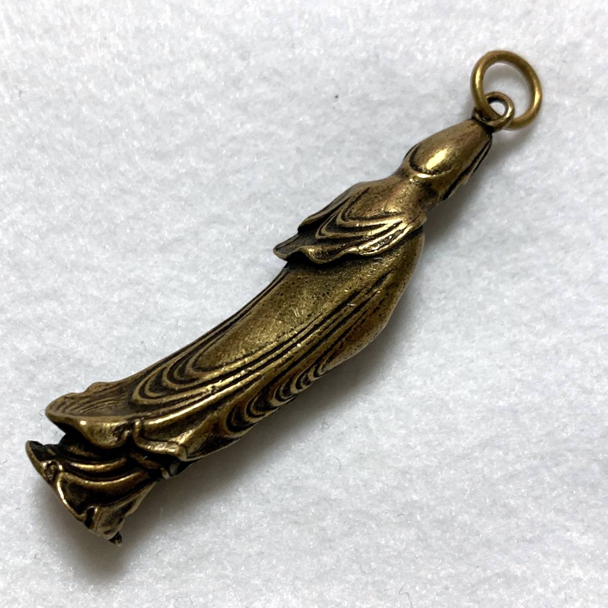 23g 高さ5 4cm 数珠 観世音菩薩 仏像 仏教美術 菩薩像 観音 観 23g 高さ5 4cm 数珠 観世音菩薩 仏像 仏教美術 菩薩像 観音 観