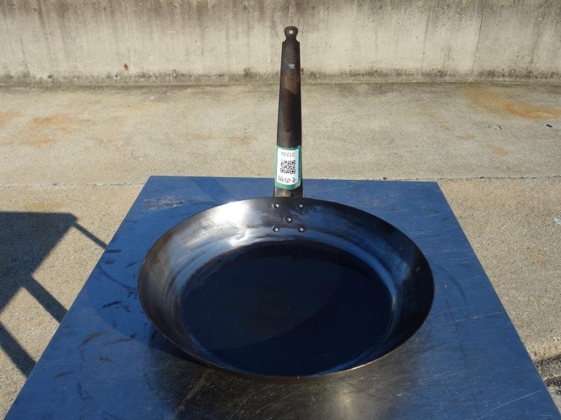 [ used ]Mvko dog seal iron fry pan 38cm (37230)