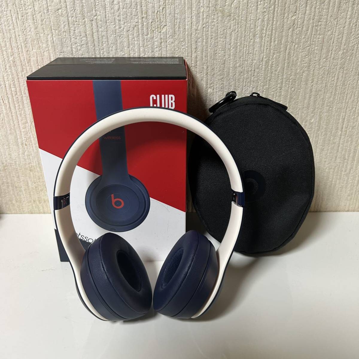 現状品　Beats Solo3 Wireless　ビーツ ワイヤレスヘッドホン - The Beats Icon Collection　A1796　2019年製　動作確認済み　中古品_画像1