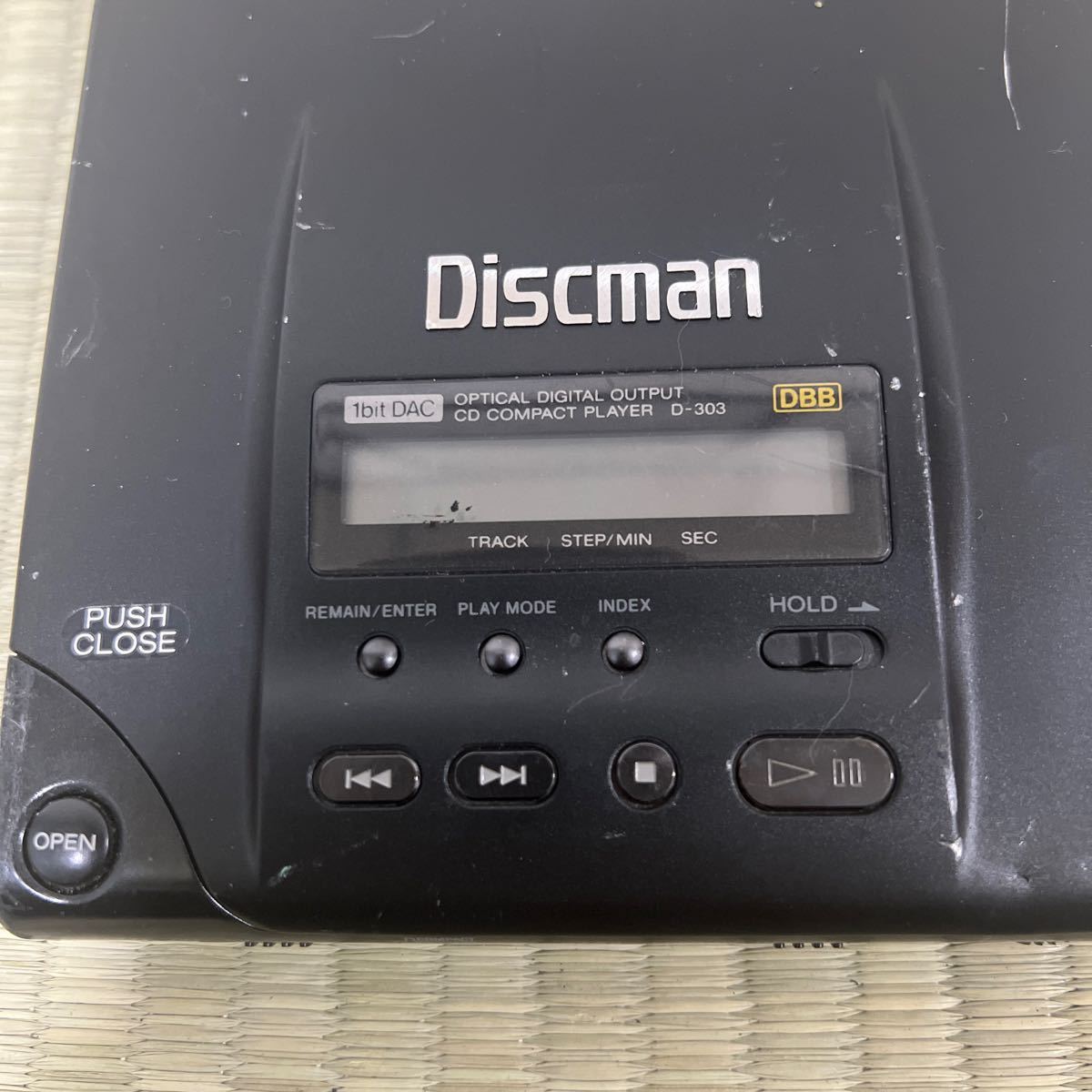 SONY Discman. ディスクマン D-303 CDプレーヤー　_画像1