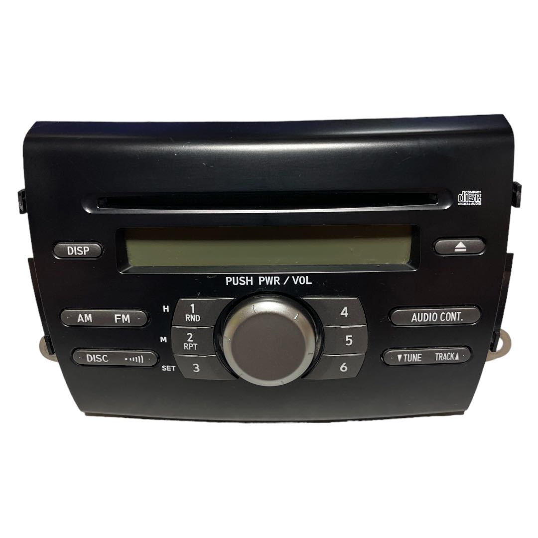 動作品　ダイハツ　ムーヴカスタム　L175S　オーディオ　CD　AM　FM　86180-B2590　CQ-JD8801AW　管74_画像1