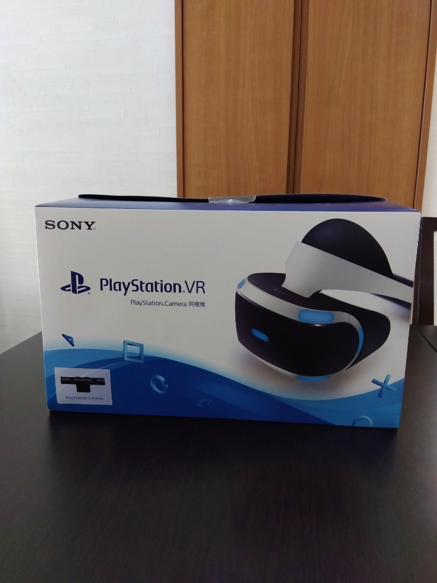 SONY プレイステーションVR VRカメラ 同梱版　CUH-ZVR1　おまけ　モーションコントローラー2個付_画像1