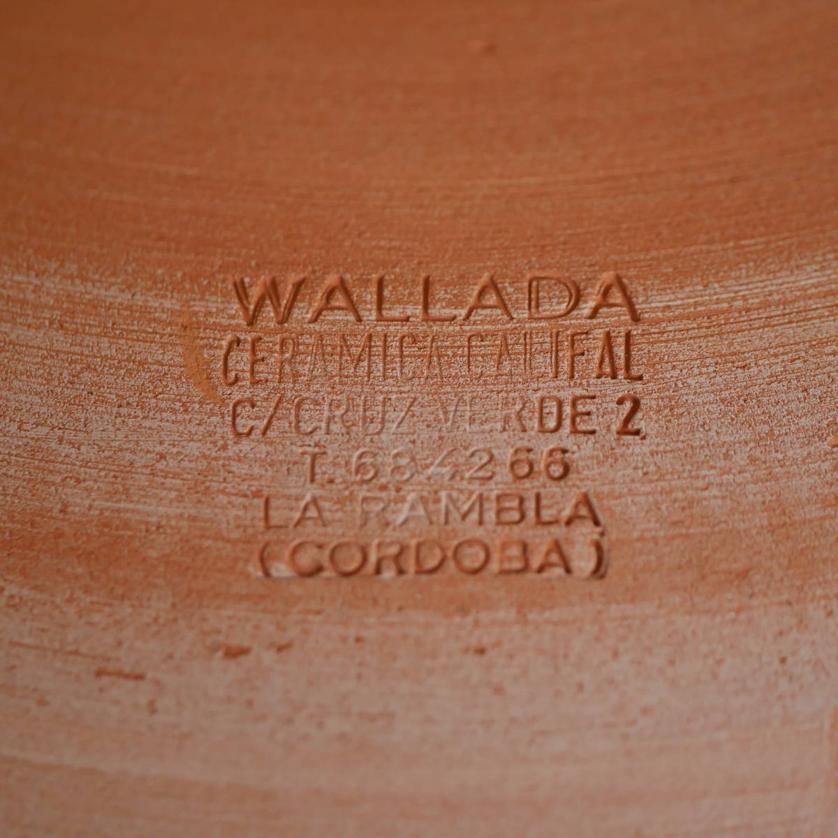 南欧陶器 スペイン アンダルシア 「孔雀の飾皿」 Ceramica Califal Wallada, La Rambla Cordoba SPAIN_画像3
