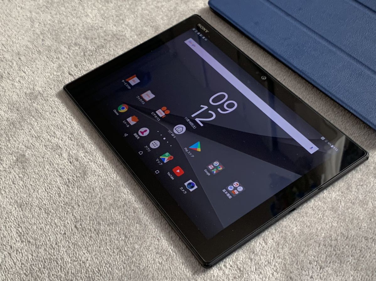 SONY Xperia Z4 Tablet SOT31 au ソニー　Android 7.0 タブレット　ケース付き_画像2