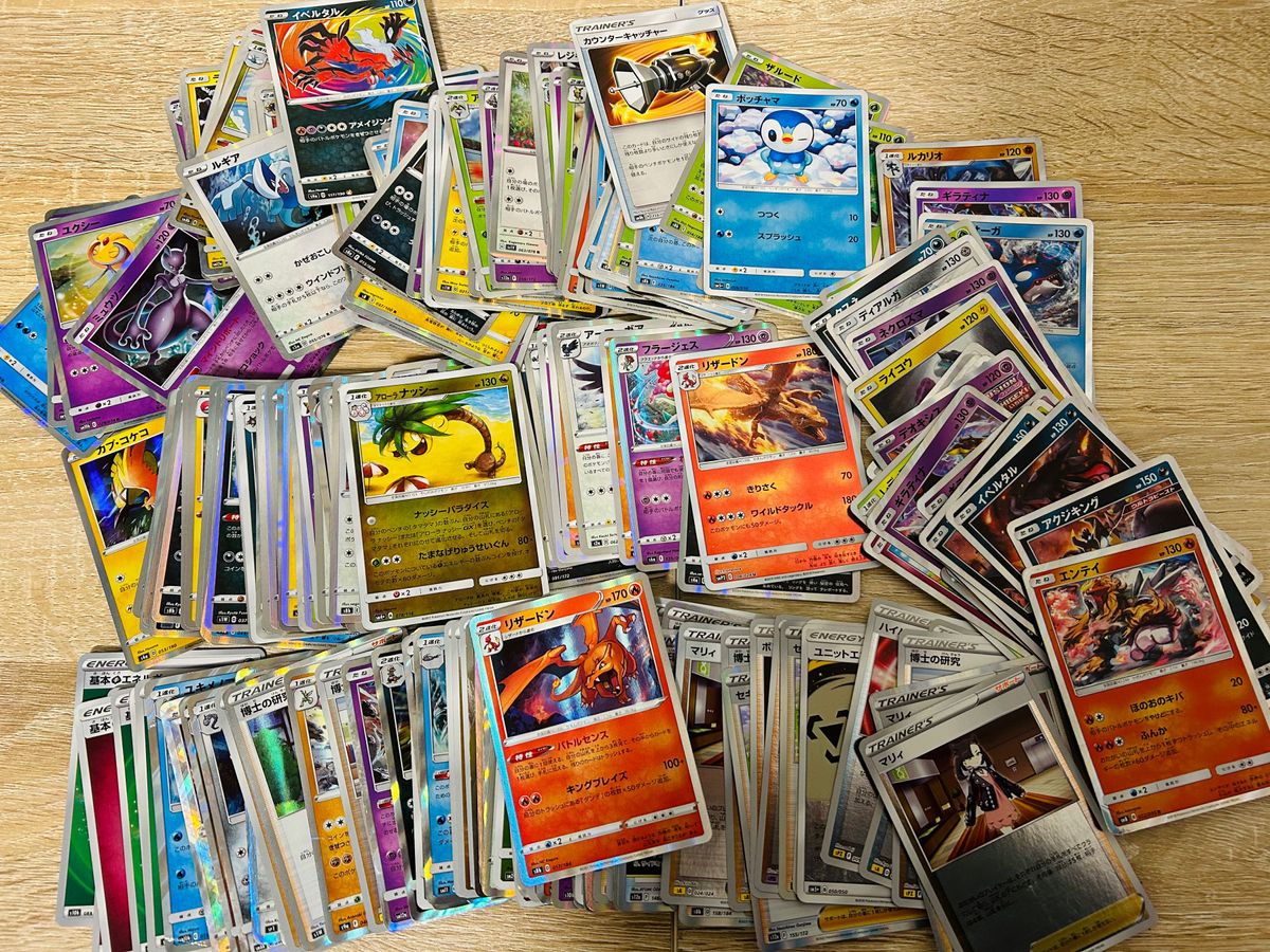 ポケモンカード ジャンク まとめ売り キラカードのみ250枚ほど ポケモンカード ジャンク まとめ売り キラカードのみ250枚ほど