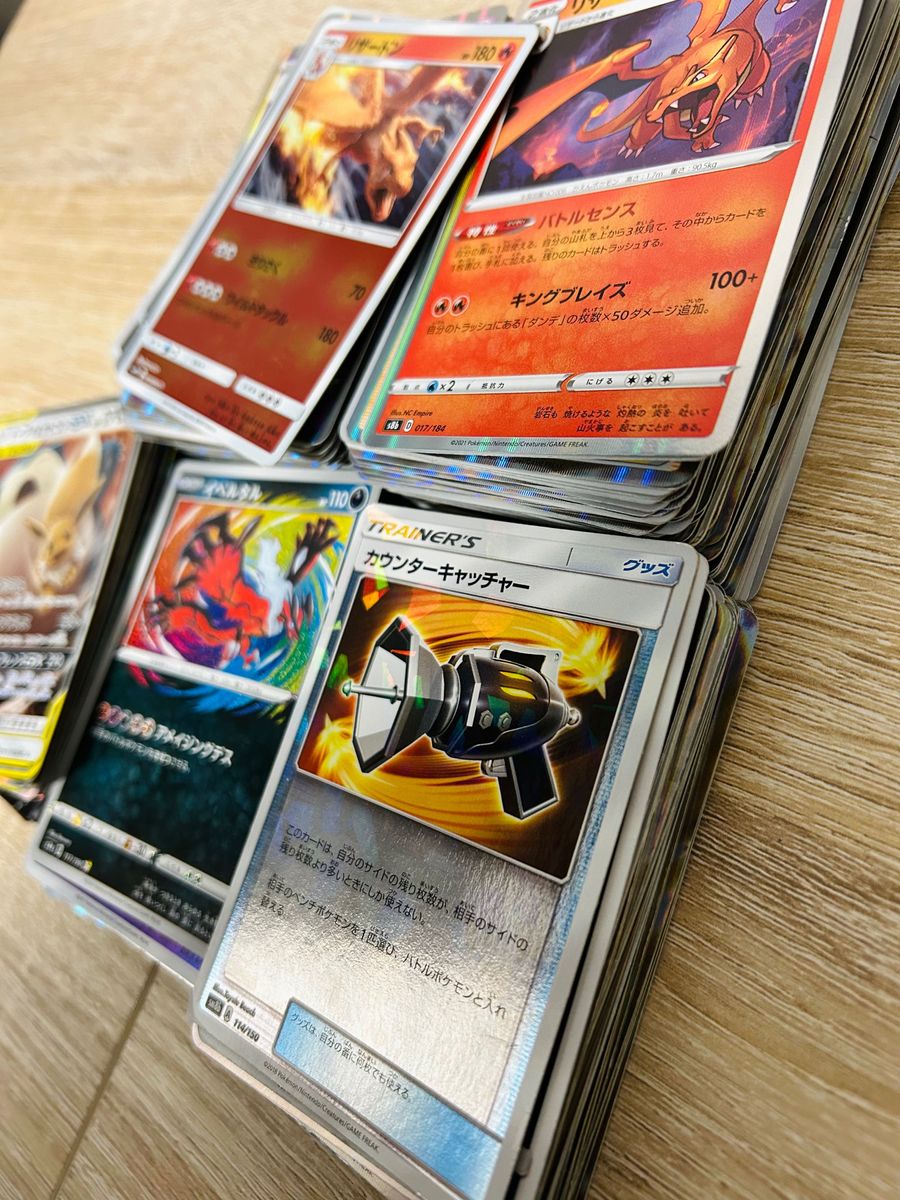 ポケモンカード ジャンク まとめ売り キラカードのみ250枚ほど ポケモンカード ジャンク まとめ売り キラカードのみ250枚ほど