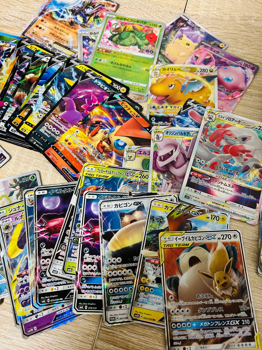 ポケモンカード ジャンク まとめ売り キラカードのみ250枚ほど ポケモンカード ジャンク まとめ売り キラカードのみ250枚ほど