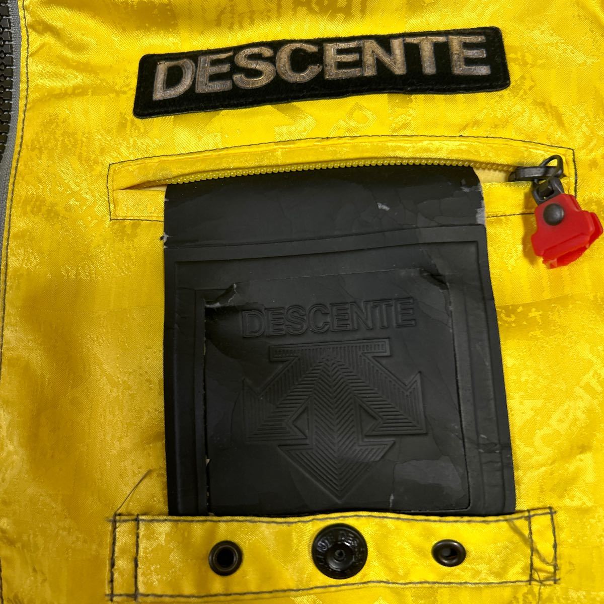 リバーシブル デサント DESCENTE ダウンベスト M_画像2