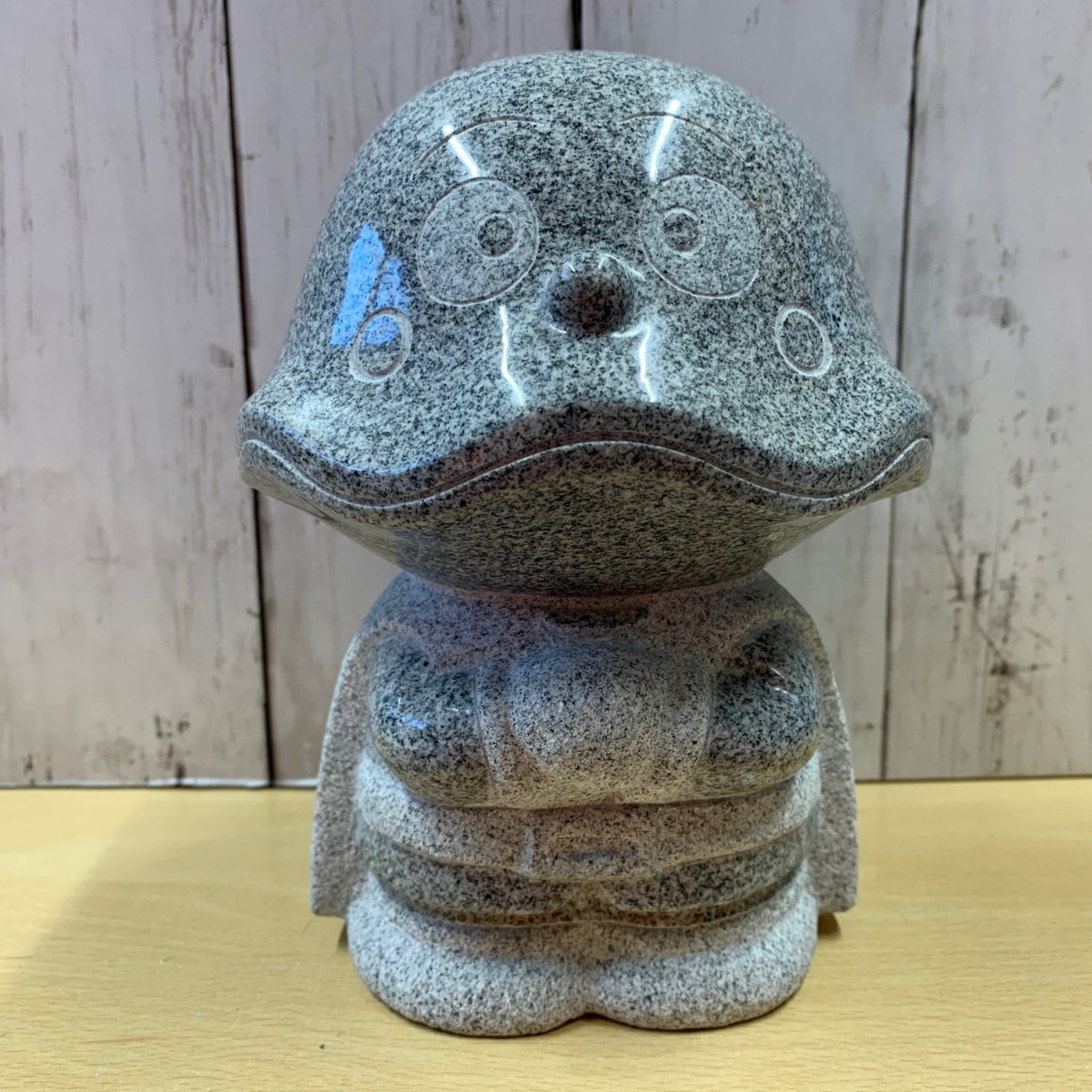□ 展示品 18cm TAKAO スタチュー 御影石 カレーパンマン 置物 □ 展示品 18cm TAKAO スタチュー 御影石 カレーパンマン 置物