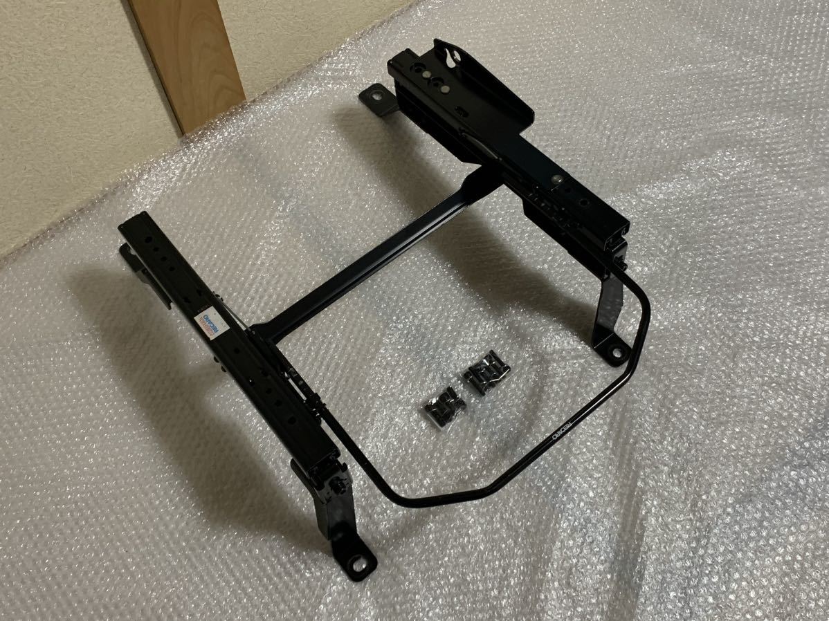 RECARO MPV LY3P シートレール 運転席側 中古品_画像1